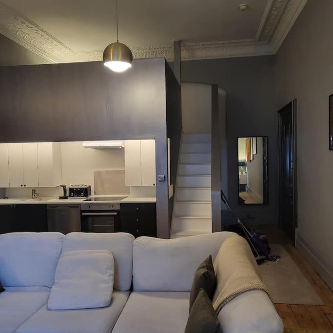 5 Luxury Spacious Loft - Prime Location - Comfortable Bed & Sofa Brighton Bagian luar foto