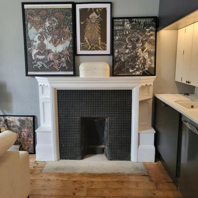 5 Luxury Spacious Loft - Prime Location - Comfortable Bed & Sofa Brighton Bagian luar foto