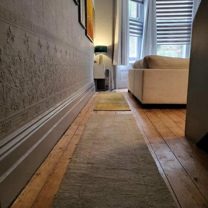 5 Luxury Spacious Loft - Prime Location - Comfortable Bed & Sofa Brighton Bagian luar foto